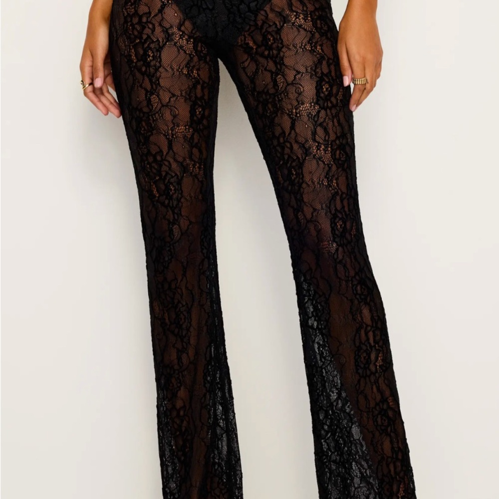 Good American Lace Flare Leg Pants